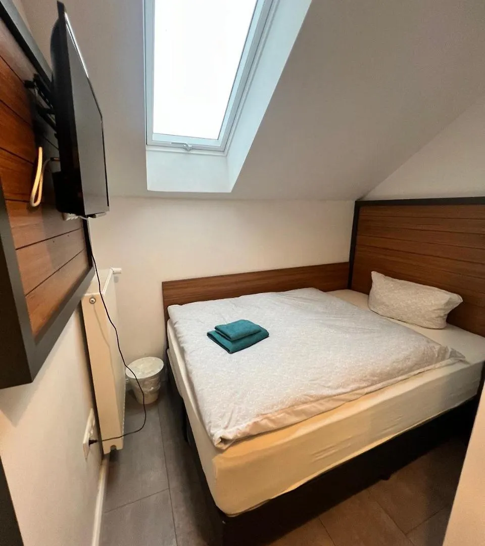 Albergue Domizil Brema Hostal